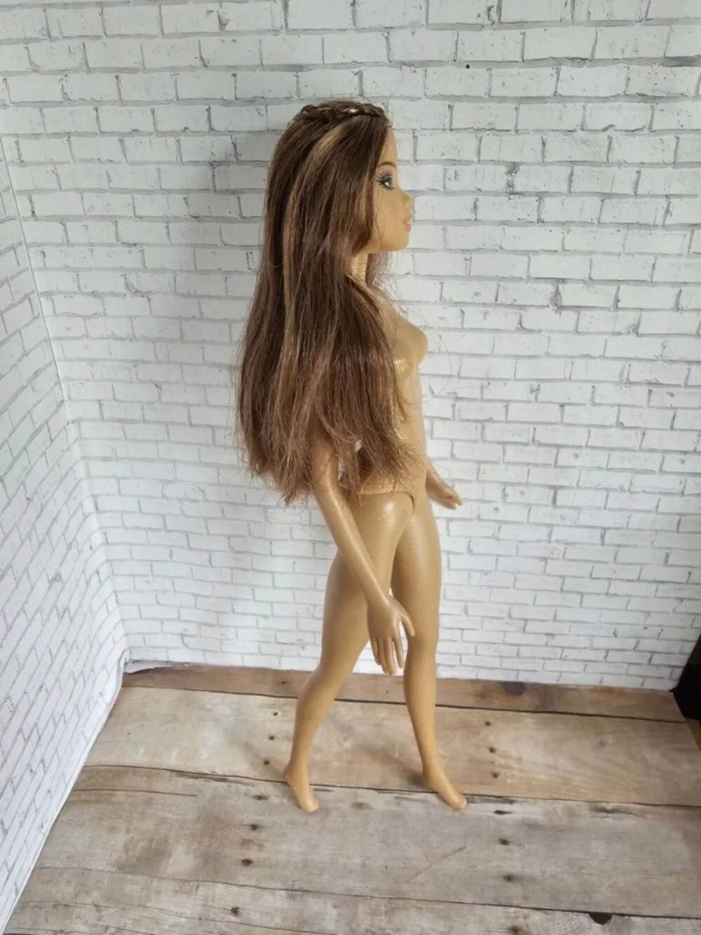 Barbie Fashion Fever Teresa Doll Nude 2007 Mattel L3326 Brunette Gold Highlights